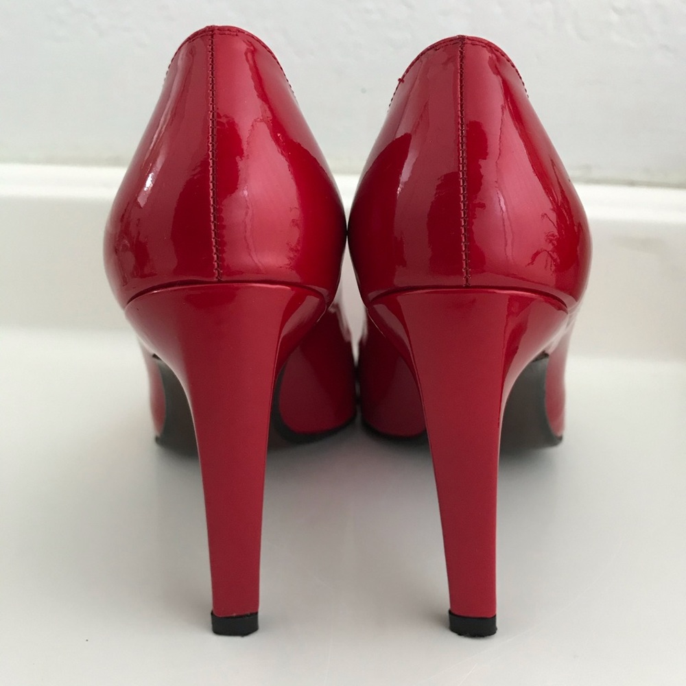 STUART WEITZMAN Patent Leather Peep Toe Red Heels - Picture 7 of 7